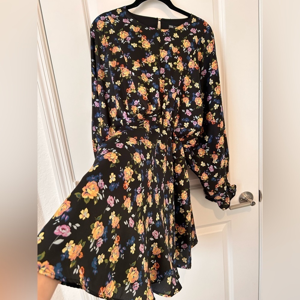 Zara Mini Floral Dress, Long Sleeve, Flower Print, Size M, NWOT - Picture 7 of 13